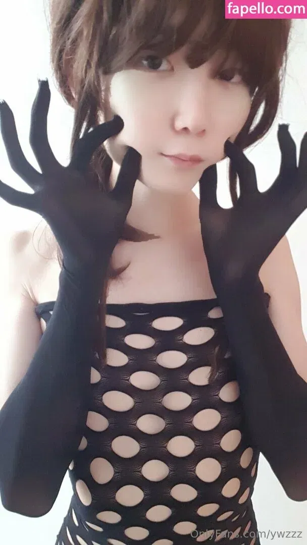 ywzzz Onlyfans Photo Gallery 