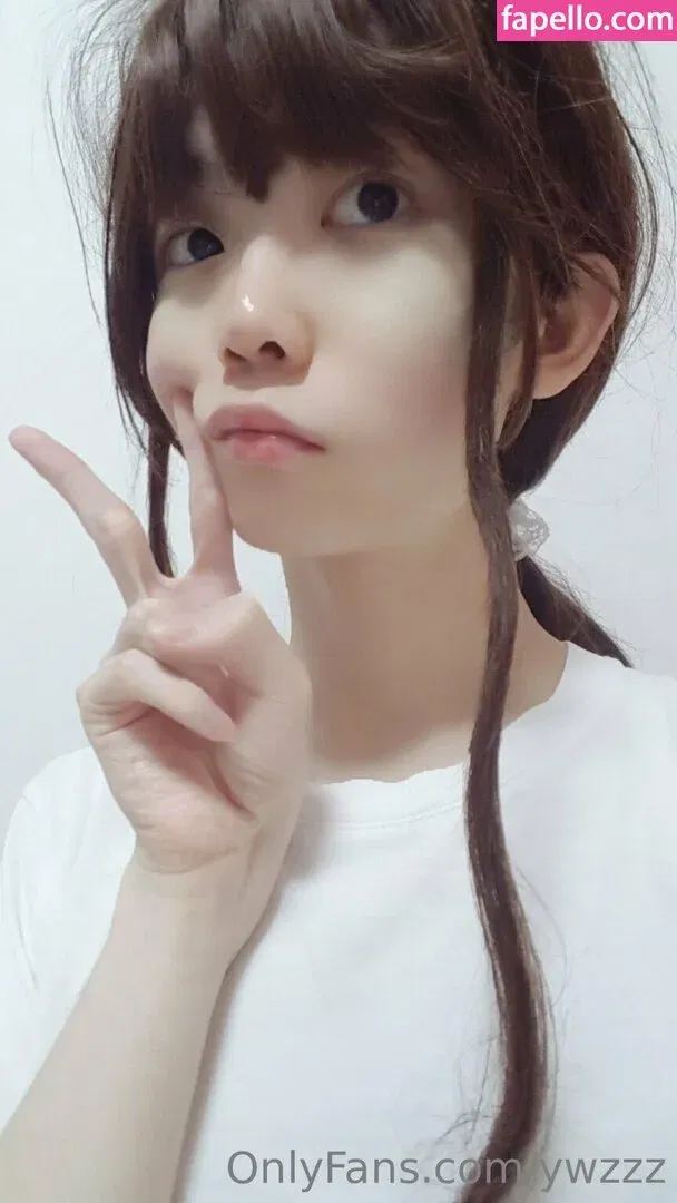 ywzzz Onlyfans Photo Gallery 