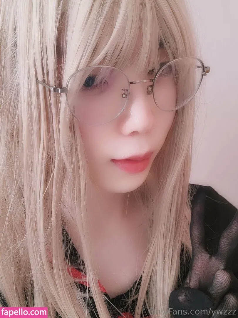 ywzzz Onlyfans Photo Gallery 