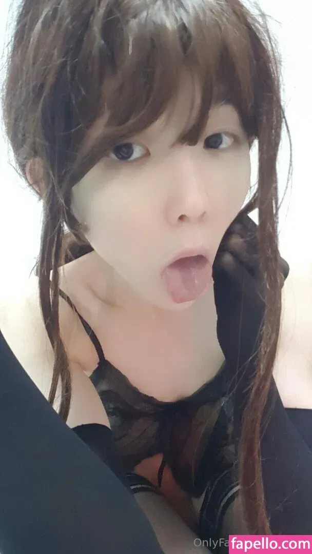 ywzzz Onlyfans Photo Gallery 