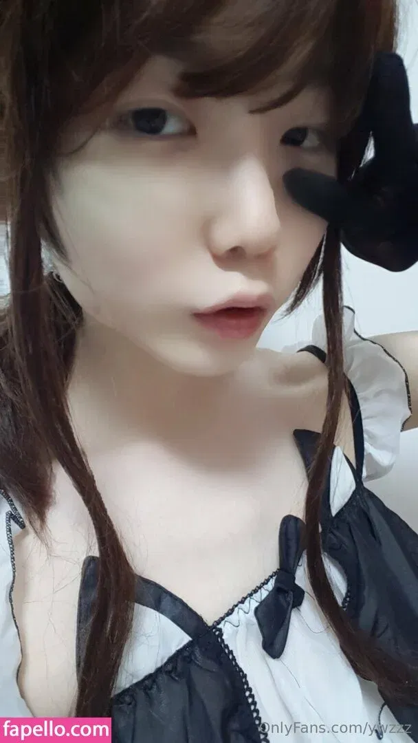 ywzzz Onlyfans Photo Gallery 