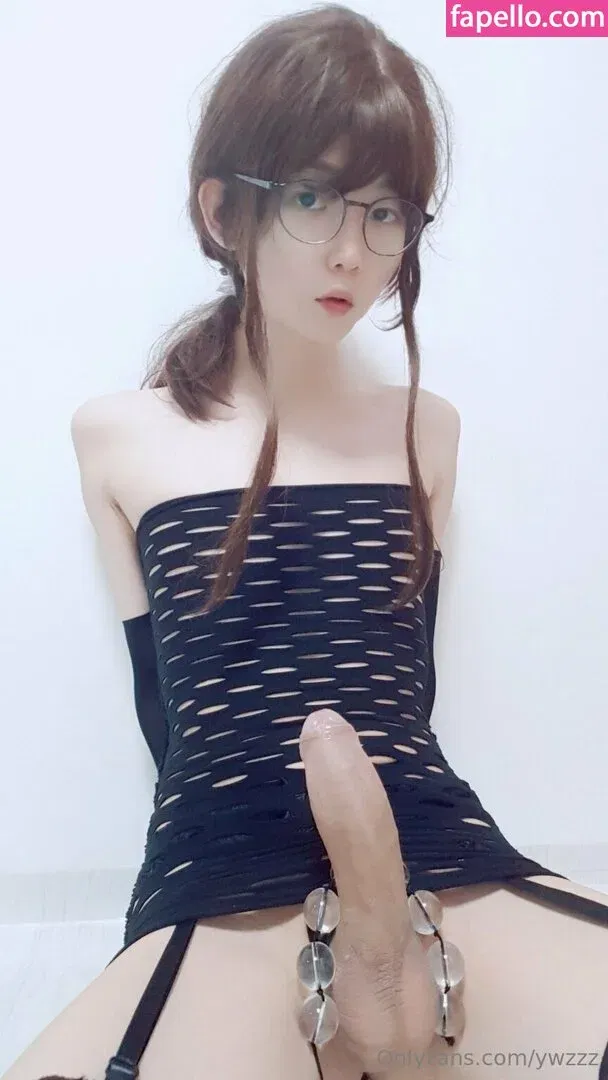 ywzzz Onlyfans Photo Gallery 
