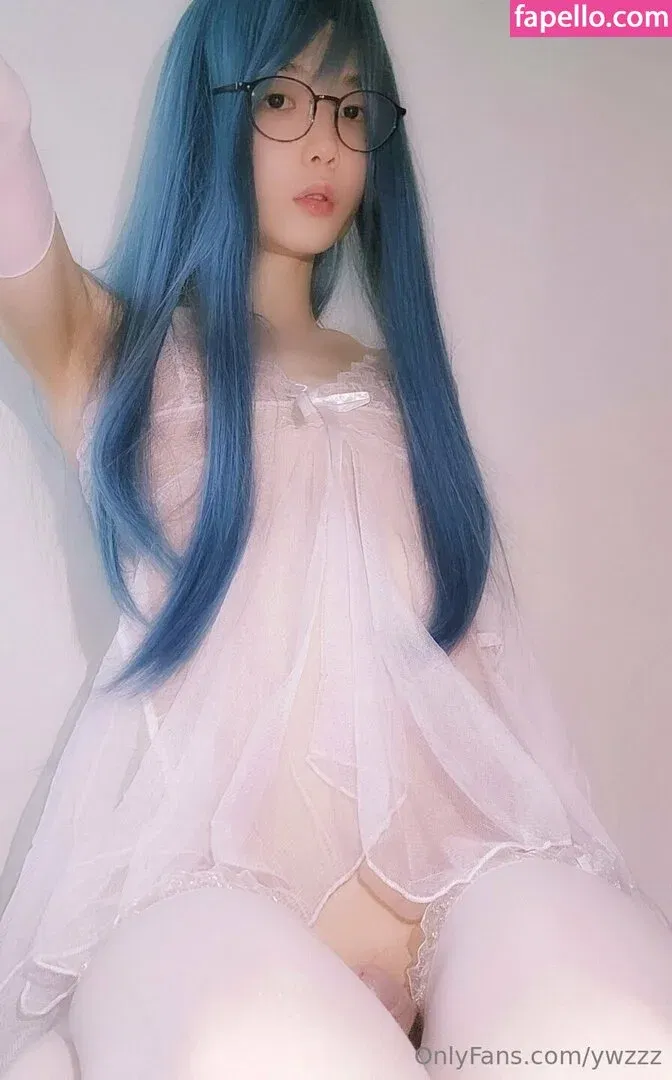 ywzzz Onlyfans Photo Gallery 