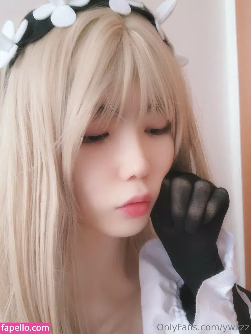 ywzzz Onlyfans Photo Gallery 