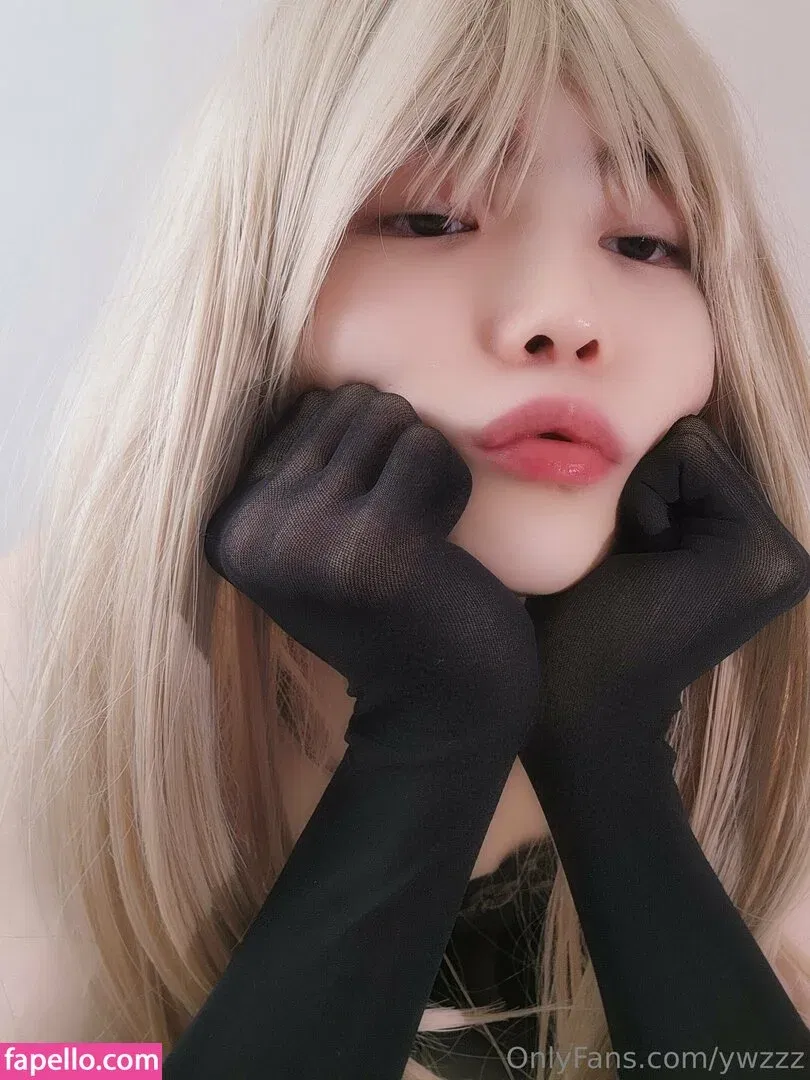 ywzzz Onlyfans Photo Gallery 