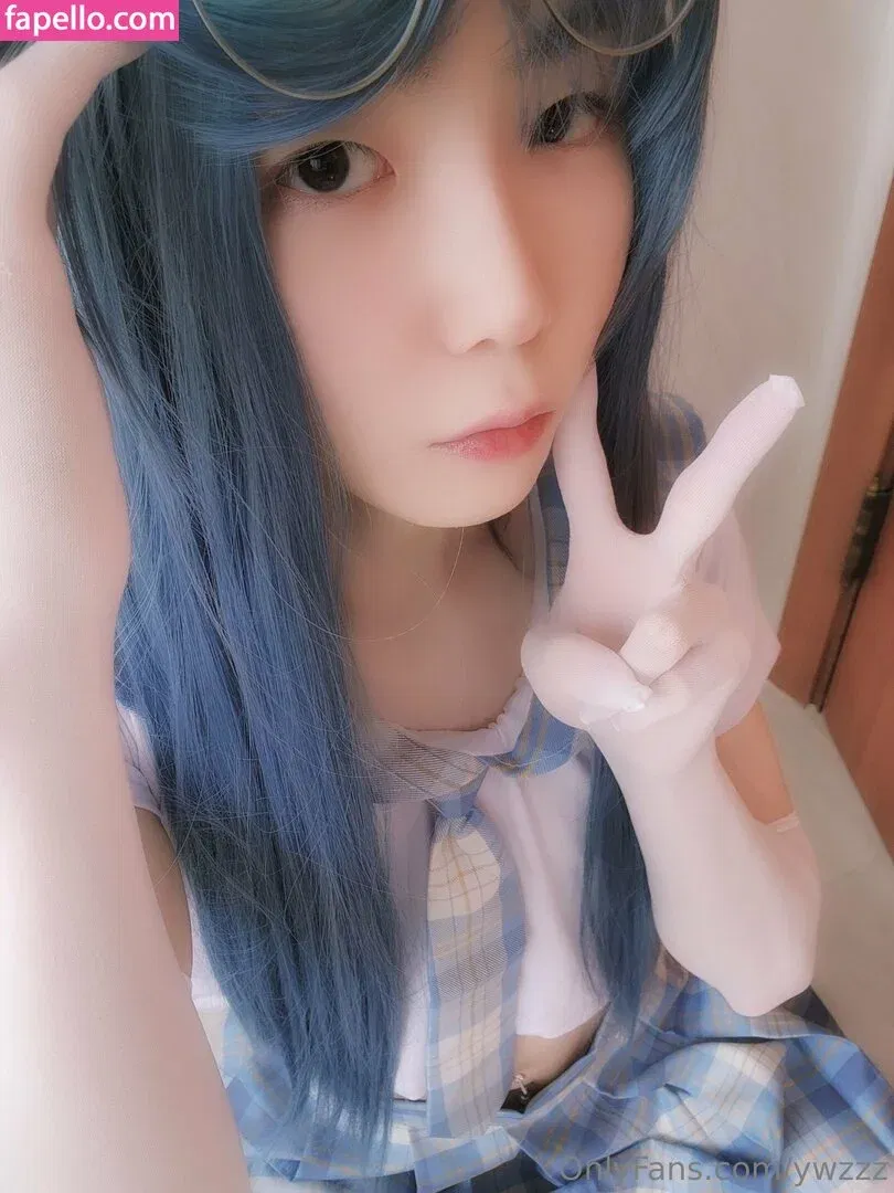 ywzzz Onlyfans Photo Gallery 