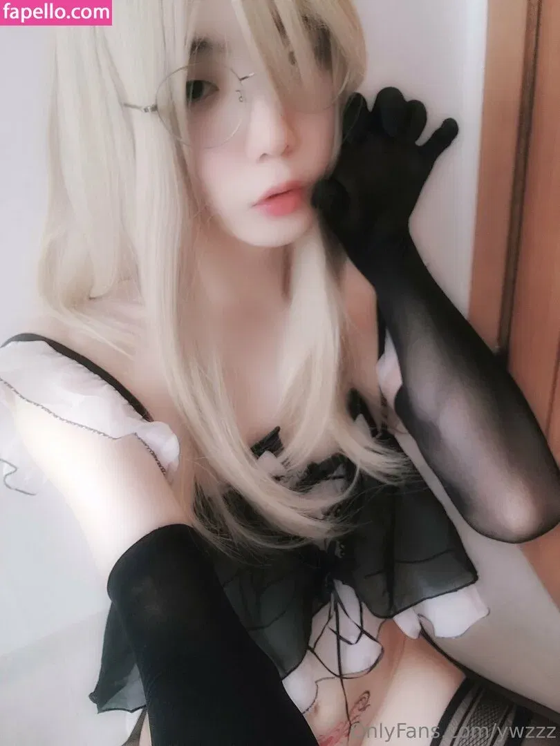 ywzzz Onlyfans Photo Gallery 