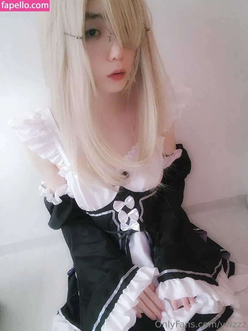 ywzzz Onlyfans Photo Gallery 