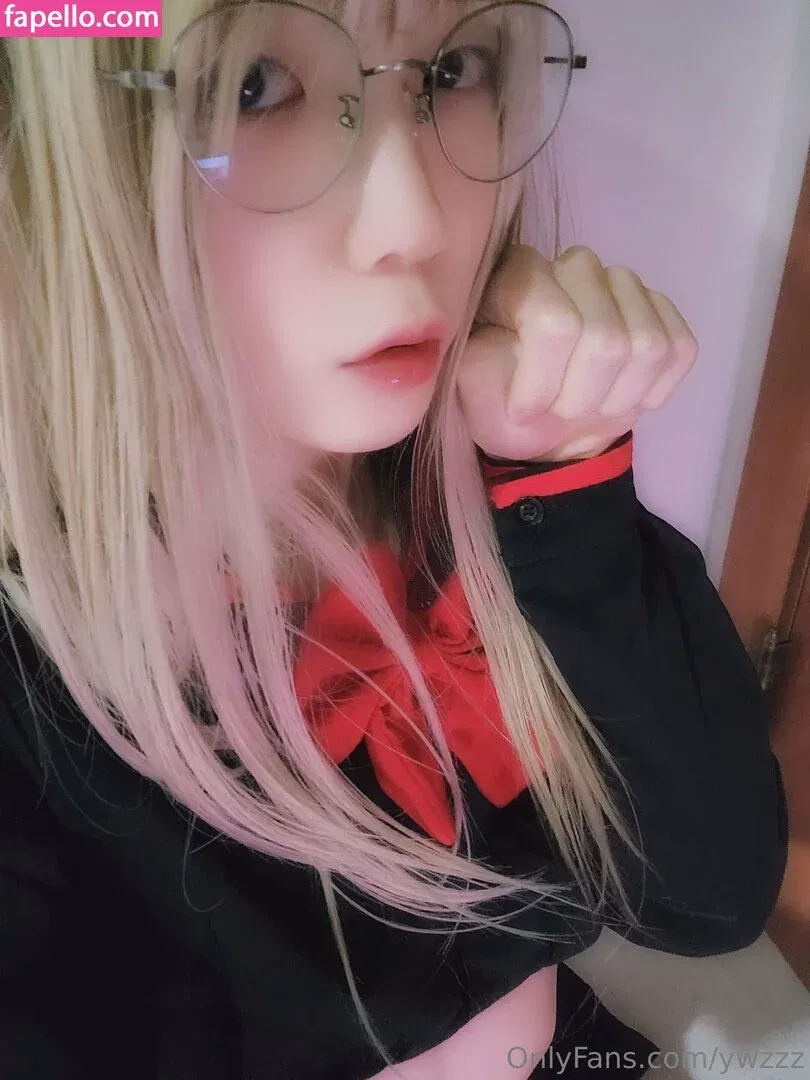 ywzzz Onlyfans Photo Gallery 