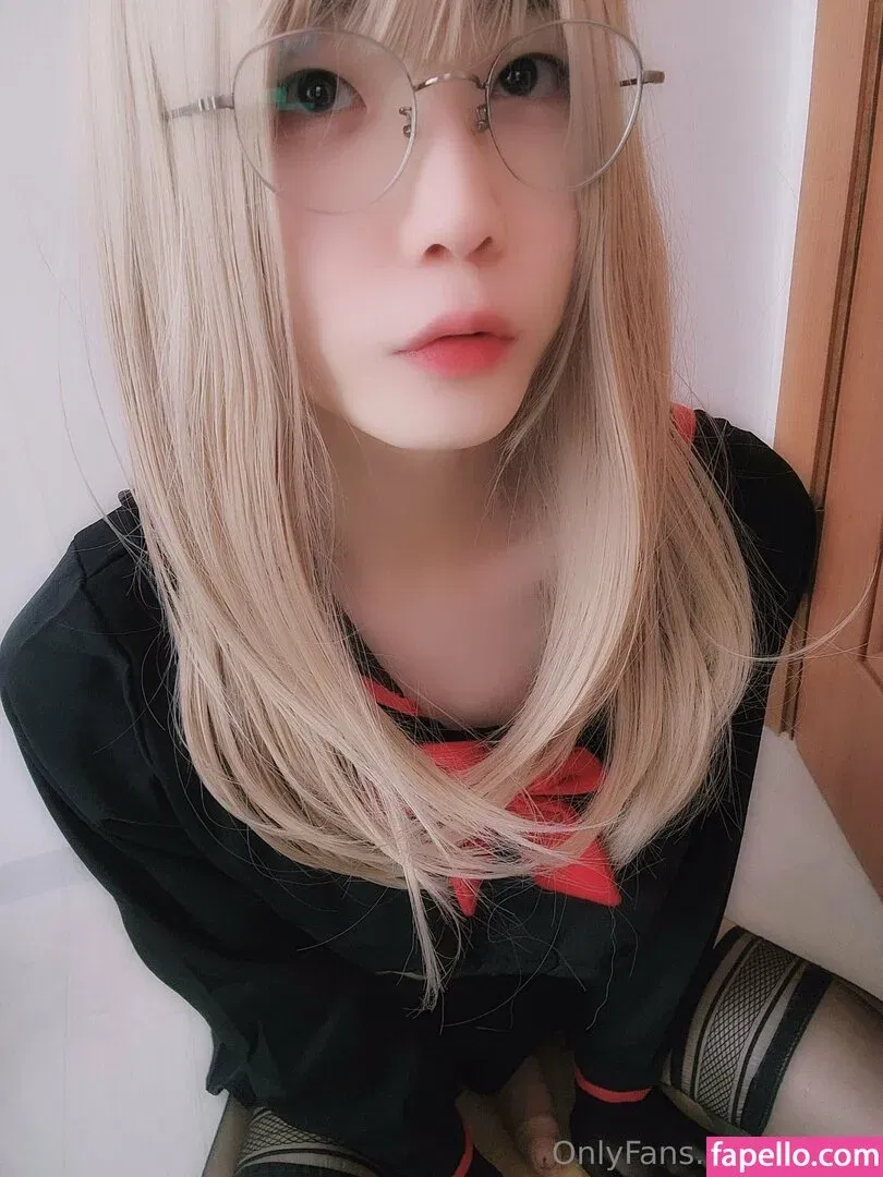 ywzzz Onlyfans Photo Gallery 