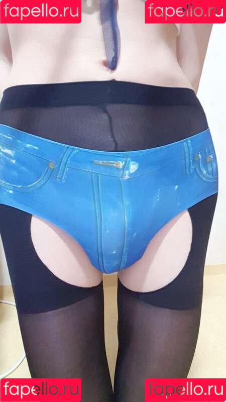 ywzzz Onlyfans Photo Gallery 