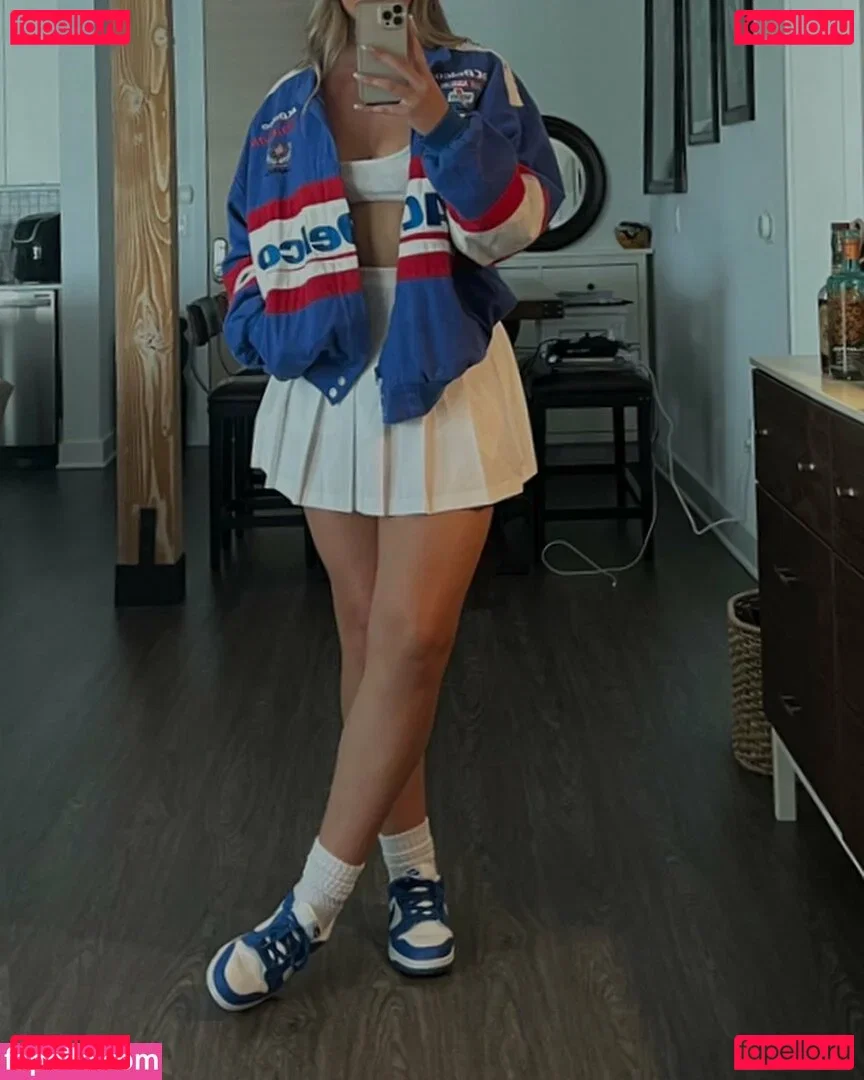 cydneekinslow Onlyfans Photo Gallery 