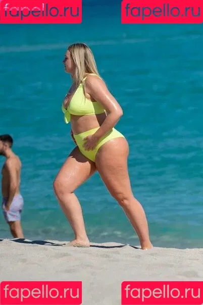 iskra Onlyfans Photo Gallery 