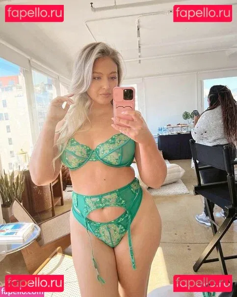 iskra Onlyfans Photo Gallery 