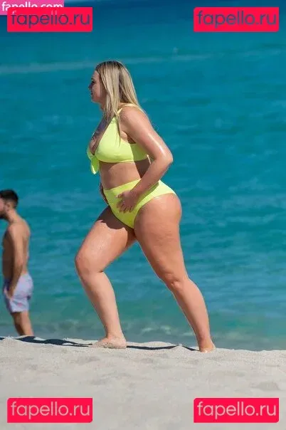 iskra Onlyfans Photo Gallery 