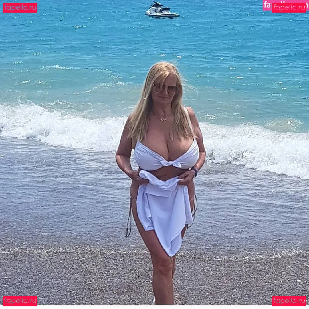 Beata Stanczak Onlyfans Photo Gallery 