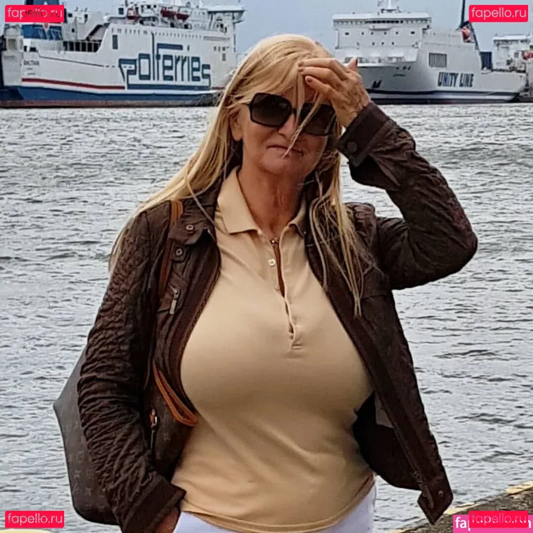 Beata Stanczak Onlyfans Photo Gallery 