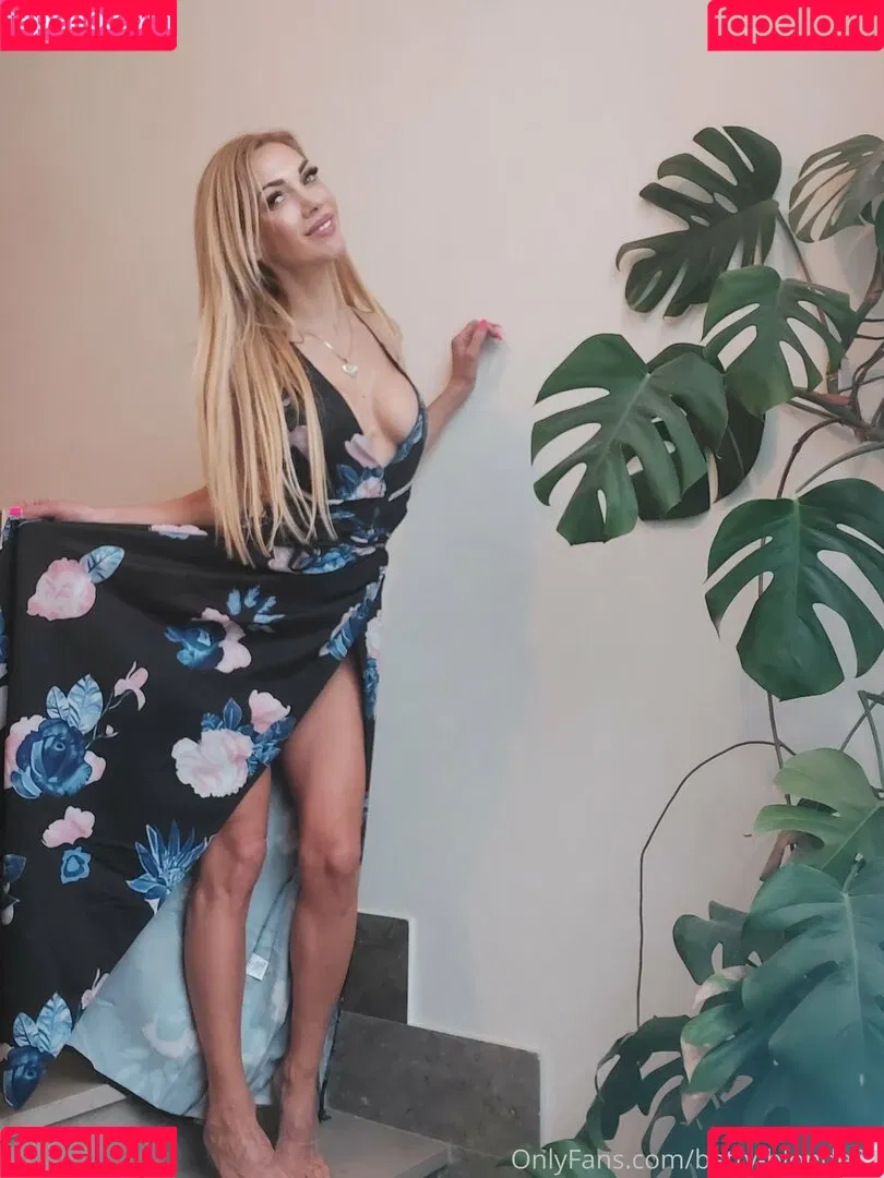 betty-blonde31 Onlyfans Photo Gallery 