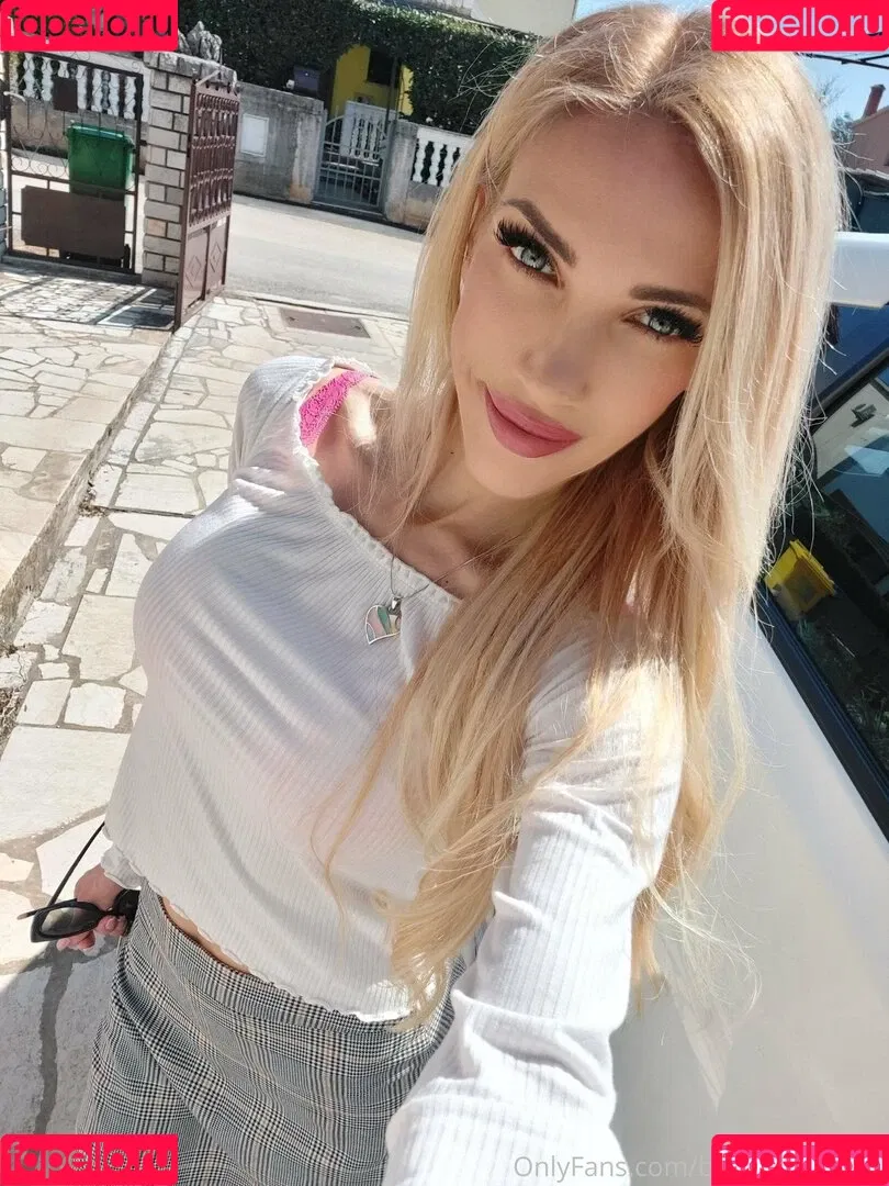 betty-blonde31 Onlyfans Photo Gallery 