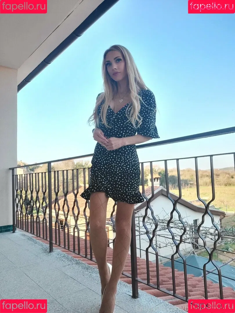 betty-blonde31 Onlyfans Photo Gallery 
