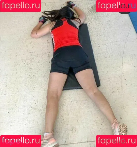 Thais Matsufugi Onlyfans Photo Gallery 