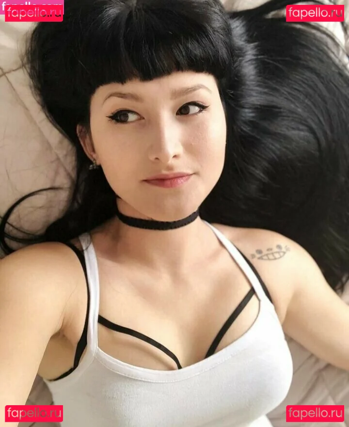 Thais Matsufugi Onlyfans Photo Gallery 