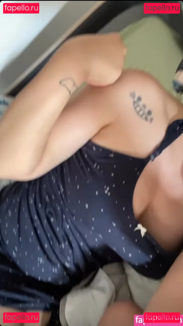 Thais Matsufugi Onlyfans Photo Gallery 