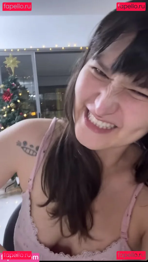 Thais Matsufugi Onlyfans Photo Gallery 