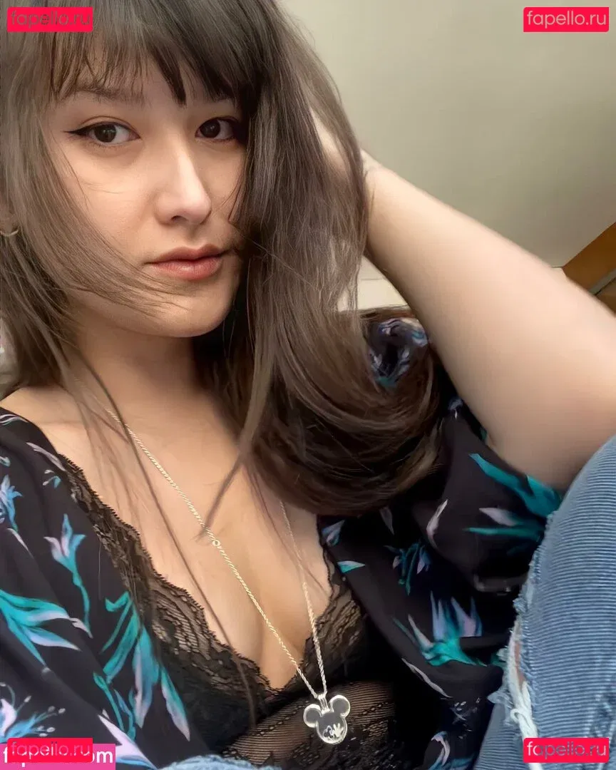 Thais Matsufugi Onlyfans Photo Gallery 