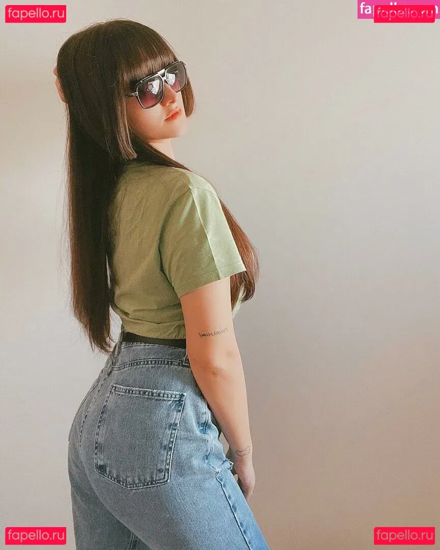 Thais Matsufugi Onlyfans Photo Gallery 