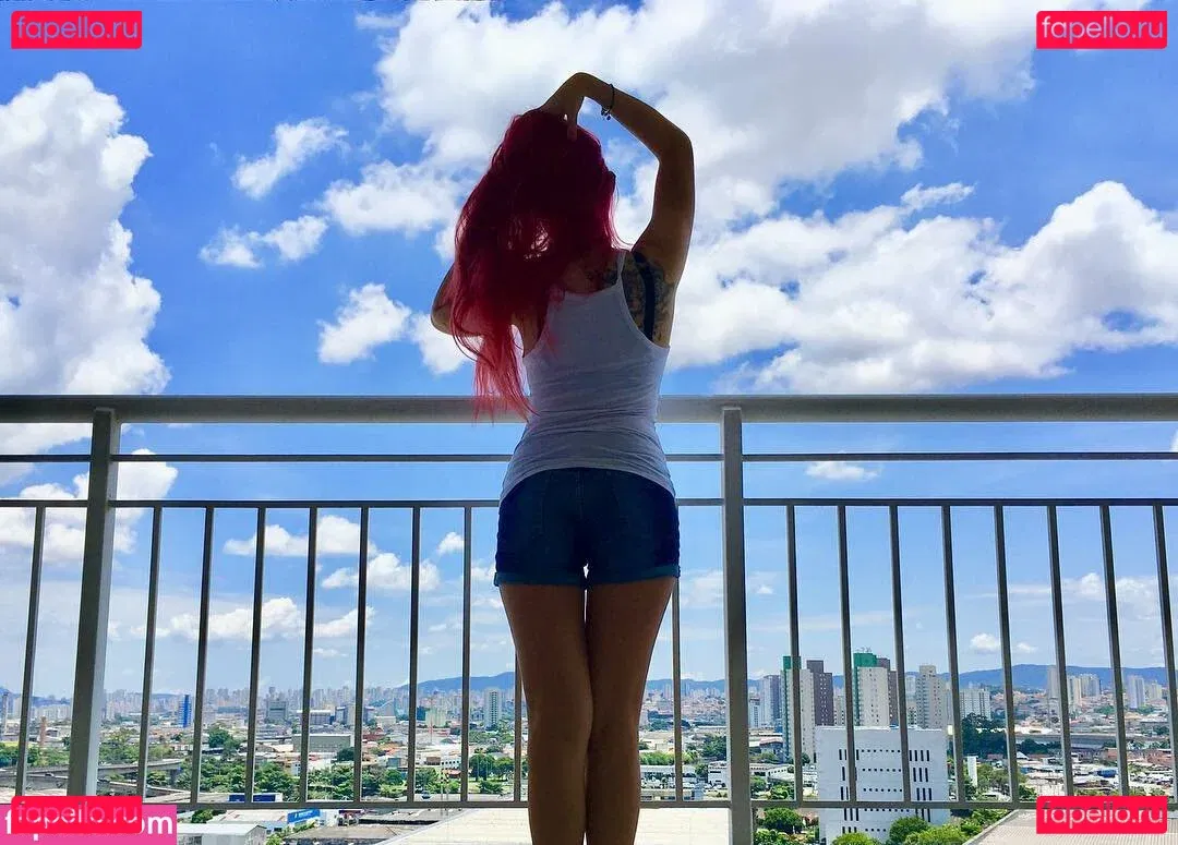 Thais Matsufugi Onlyfans Photo Gallery 