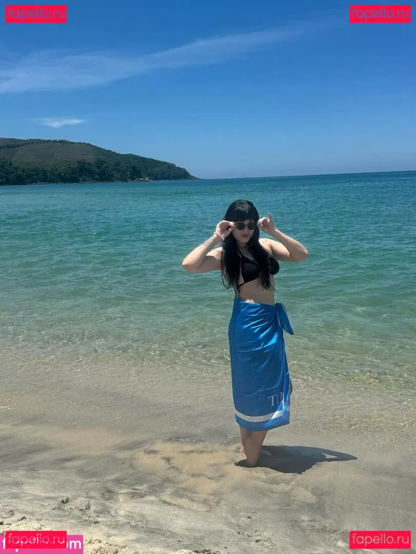 Thais Matsufugi Onlyfans Photo Gallery 