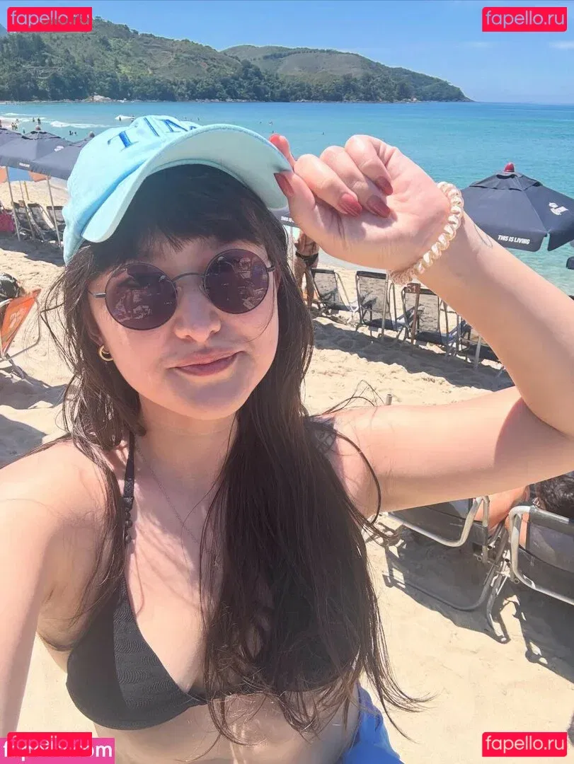 Thais Matsufugi Onlyfans Photo Gallery 