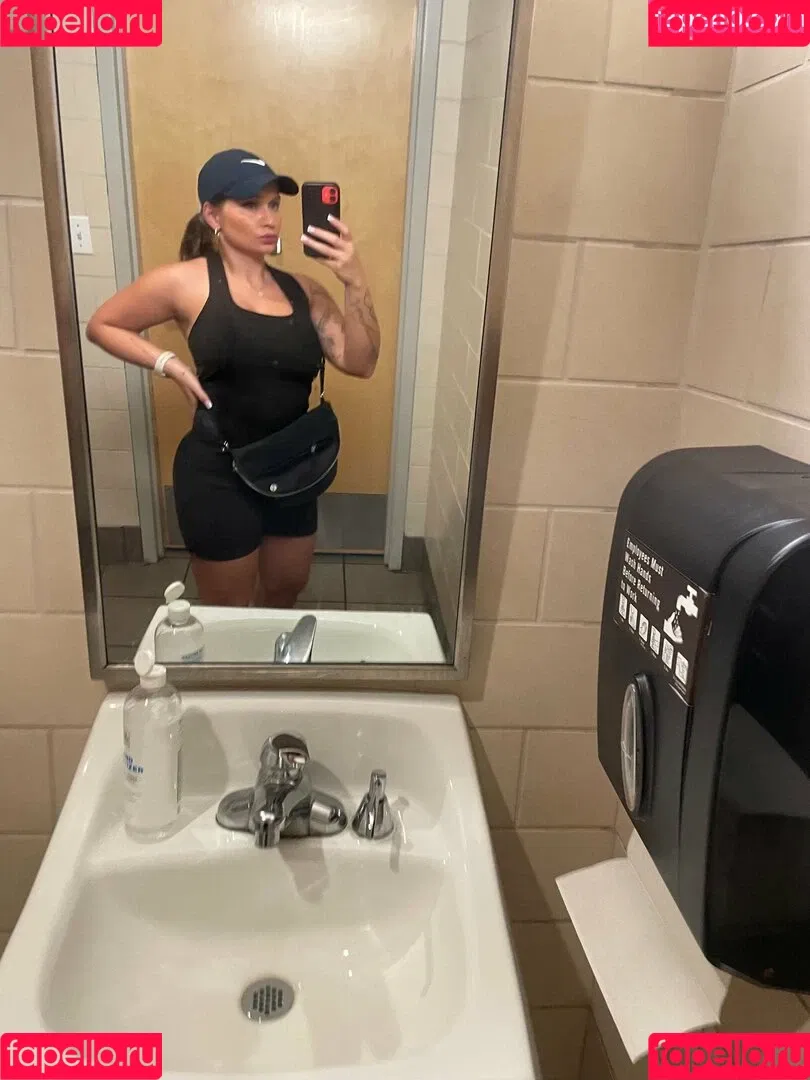 zoieburgher Onlyfans Photo Gallery 