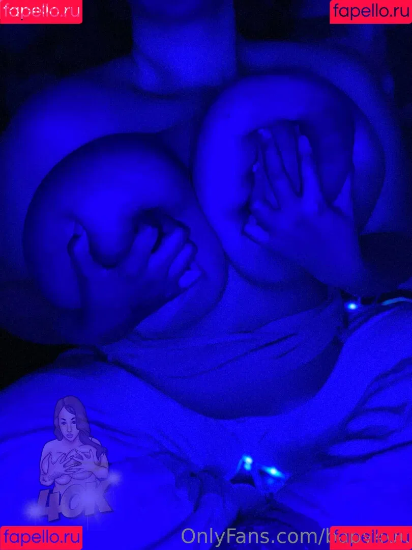 baby40k Onlyfans Photo Gallery 