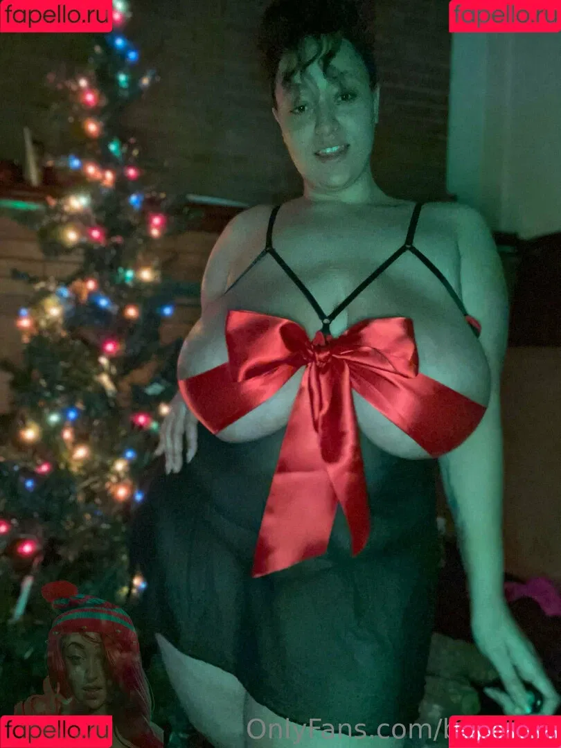 baby40k Onlyfans Photo Gallery 