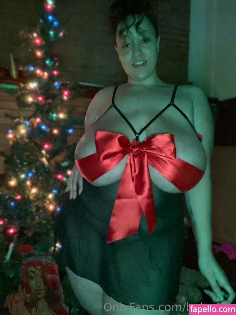 baby40k Onlyfans Photo Gallery 