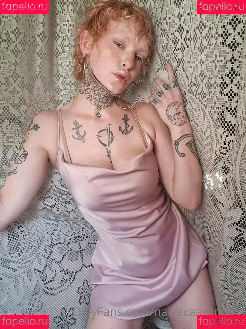 NausicaaRondina Onlyfans Photo Gallery 