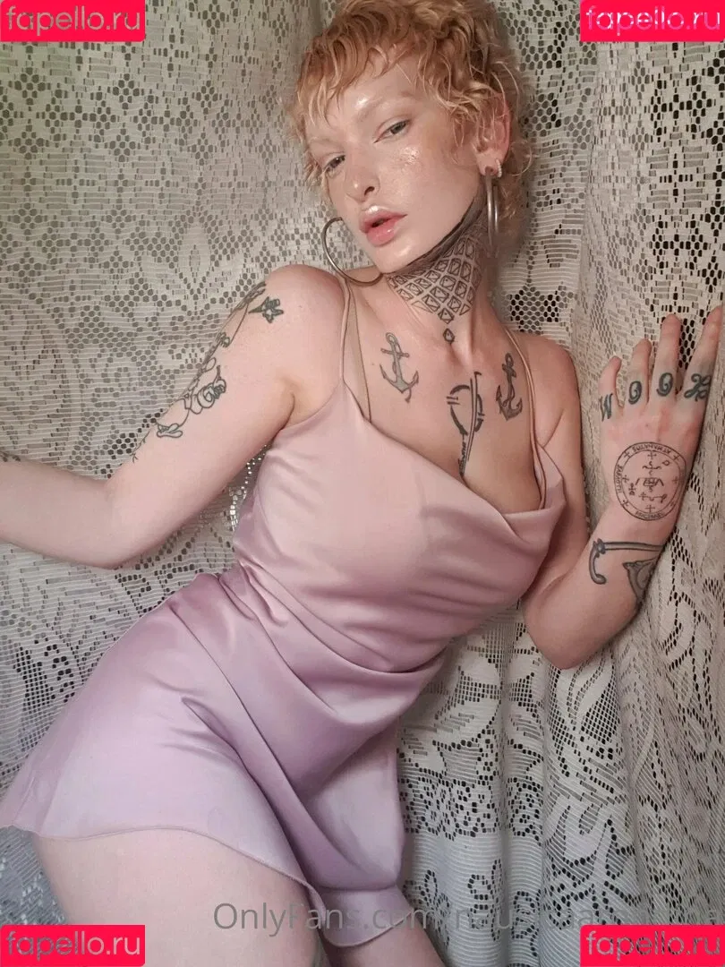NausicaaRondina Onlyfans Photo Gallery 