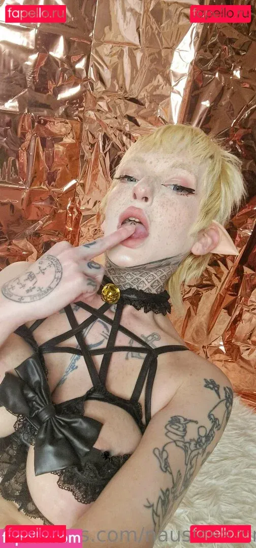 NausicaaRondina Onlyfans Photo Gallery 