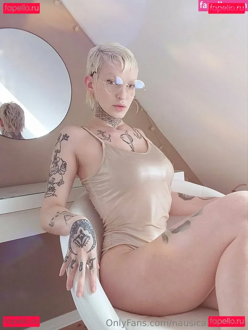 NausicaaRondina Onlyfans Photo Gallery 