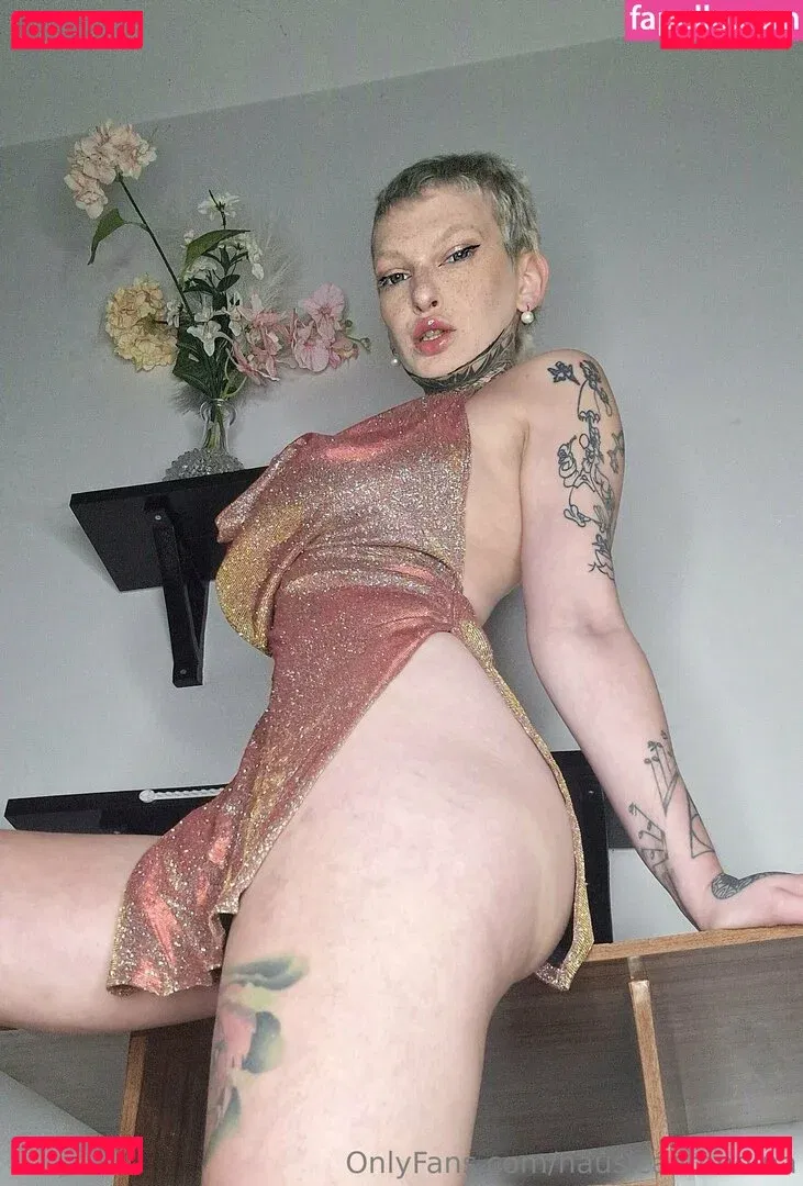 NausicaaRondina Onlyfans Photo Gallery 