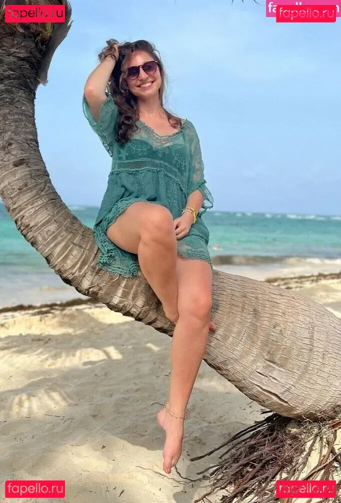 Gabby C Thomas Onlyfans Photo Gallery 