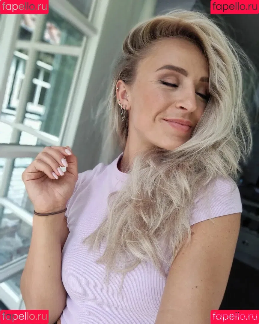 Larissa Van Meerten Onlyfans Photo Gallery 