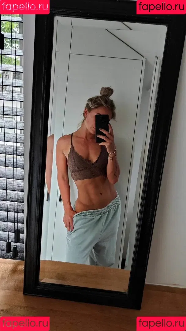 Larissa Van Meerten Onlyfans Photo Gallery 