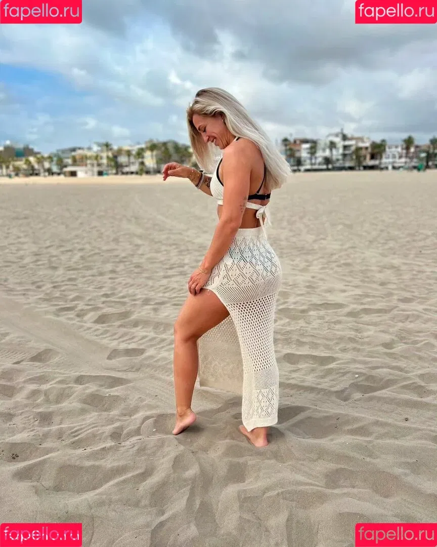 Larissa Van Meerten Onlyfans Photo Gallery 