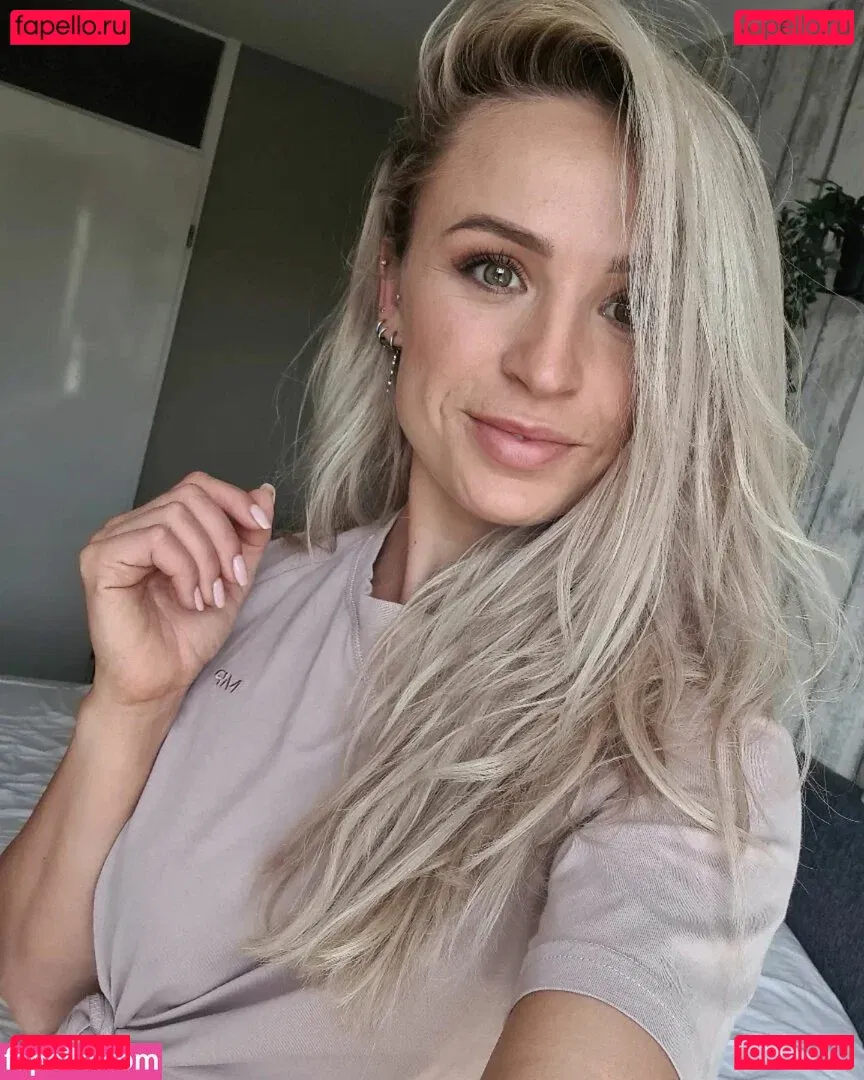 Larissa Van Meerten Onlyfans Photo Gallery 