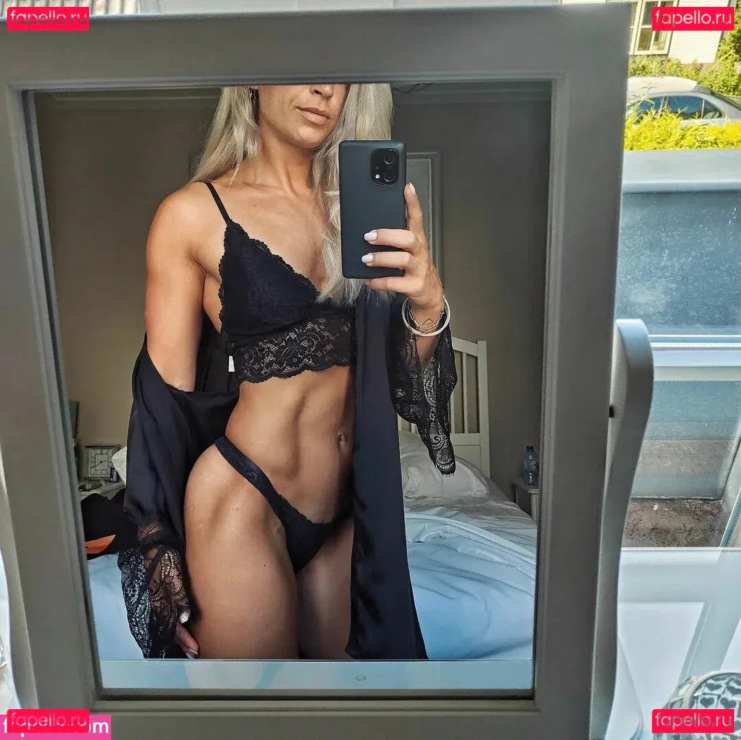 Larissa Van Meerten Onlyfans Photo Gallery 