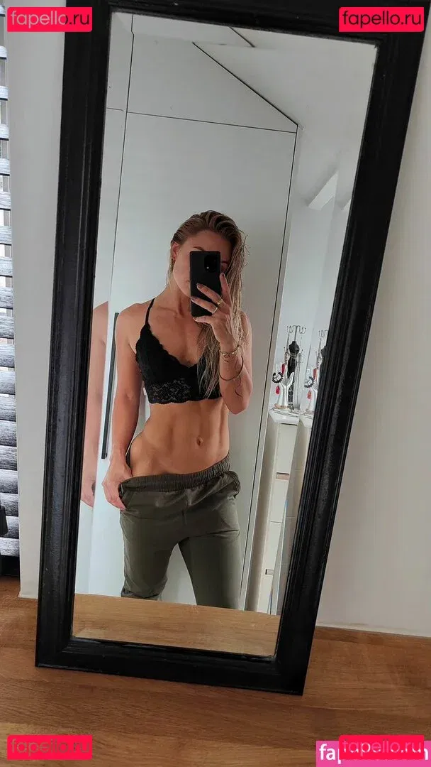 Larissa Van Meerten Onlyfans Photo Gallery 