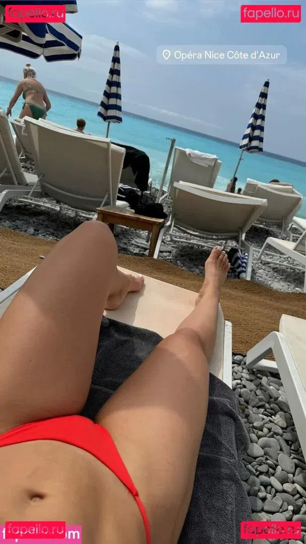 Larissa Van Meerten Onlyfans Photo Gallery 